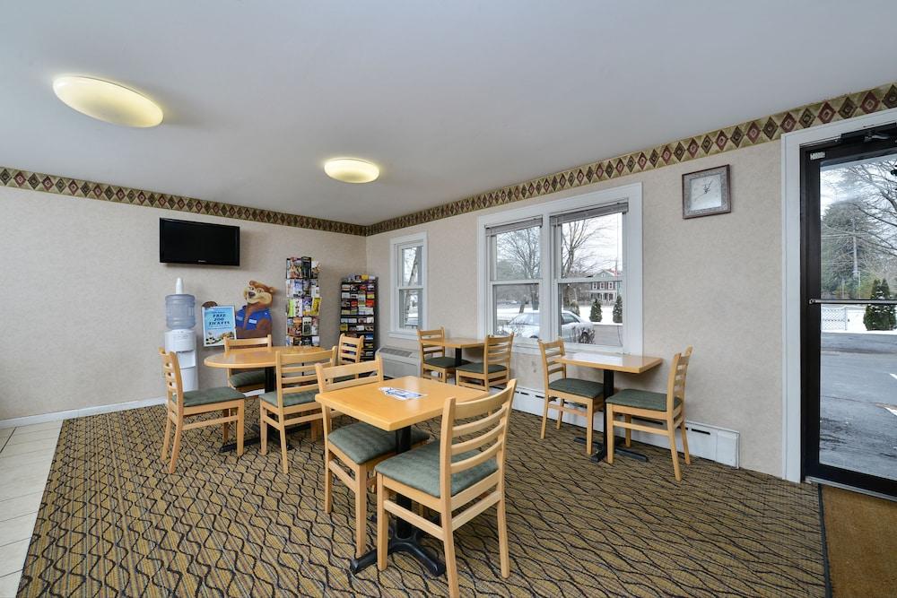 Travelodge By Wyndham Berkshires